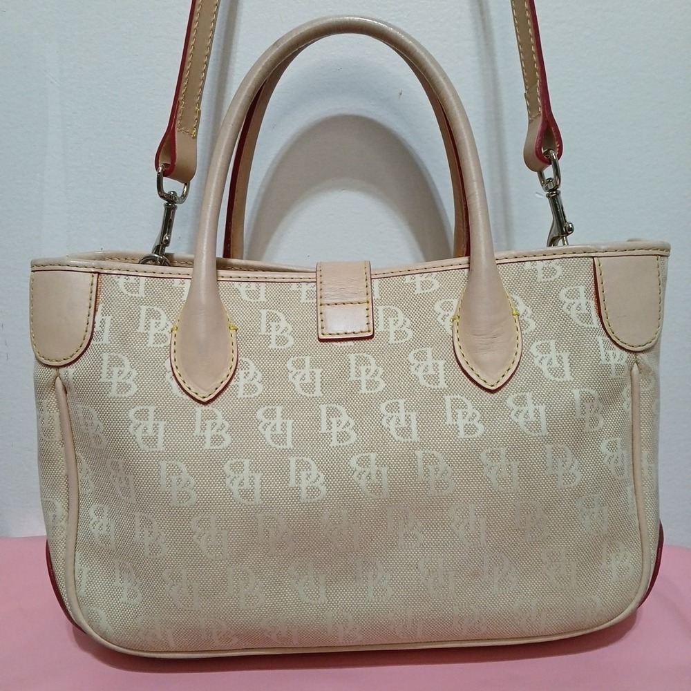 Dooney & Bourke Classic Ivory Satchel Push Lock Detachable Strap Vintage Y2K - Picture 5 of 16